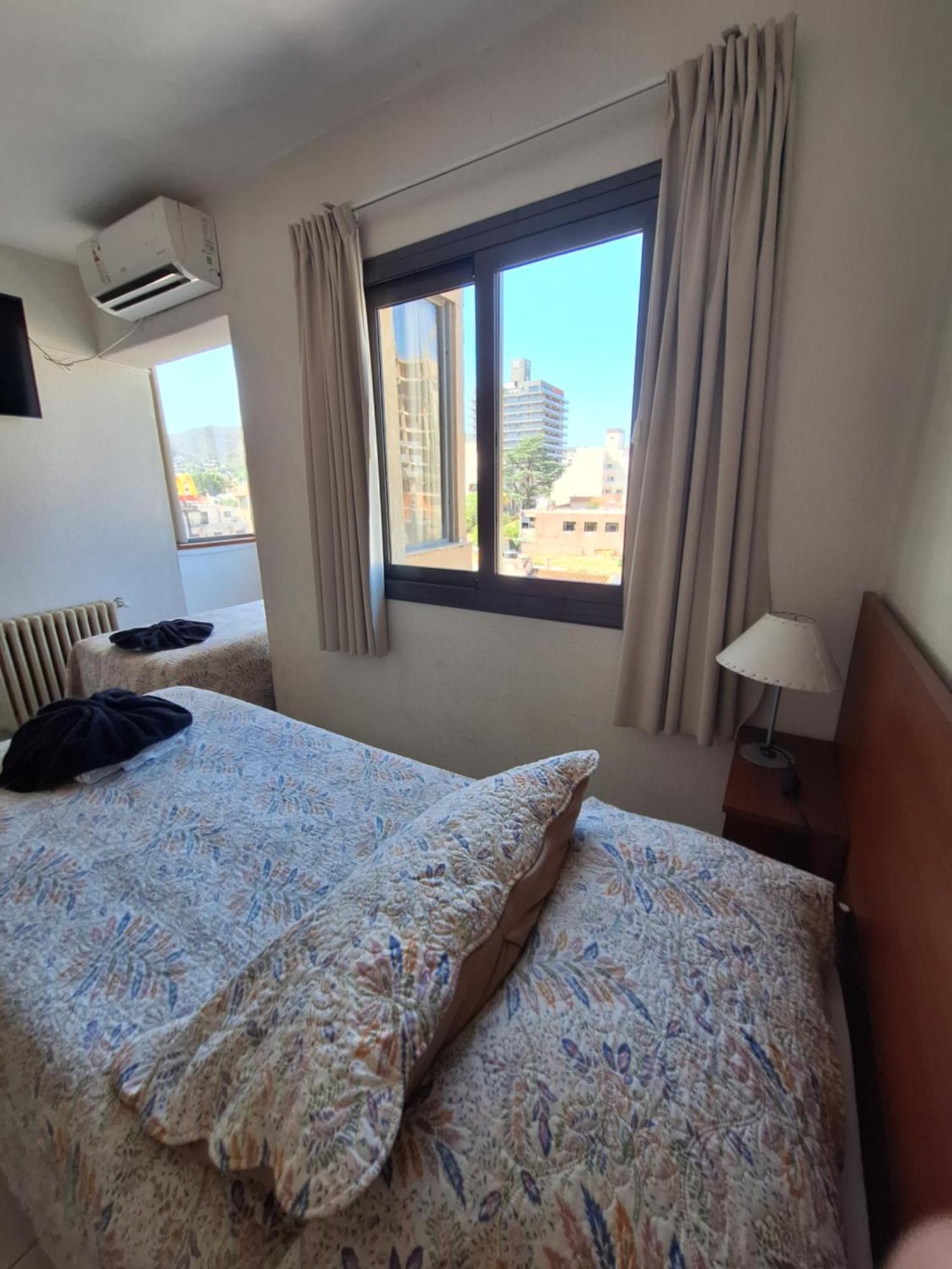 Hotel Hurlingham Villa Carlos Paz Extérieur photo